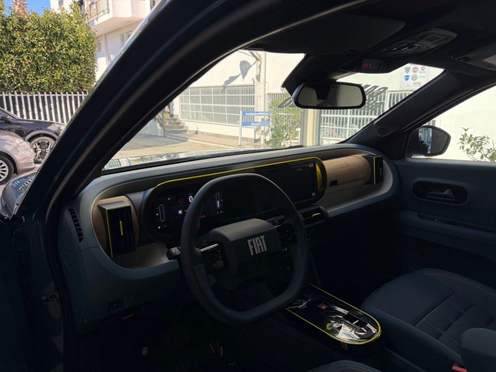 Fiat Grande Panda 1.2 Hybrid 110 CV S&S La Prima tua da €249,00