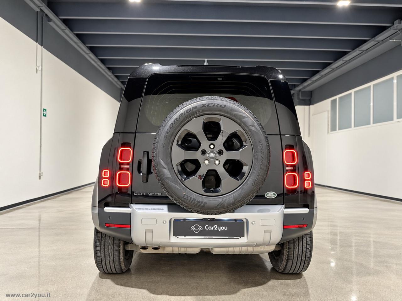 LAND ROVER Defender 110 3.0D 200 CV X-Dynamic SE