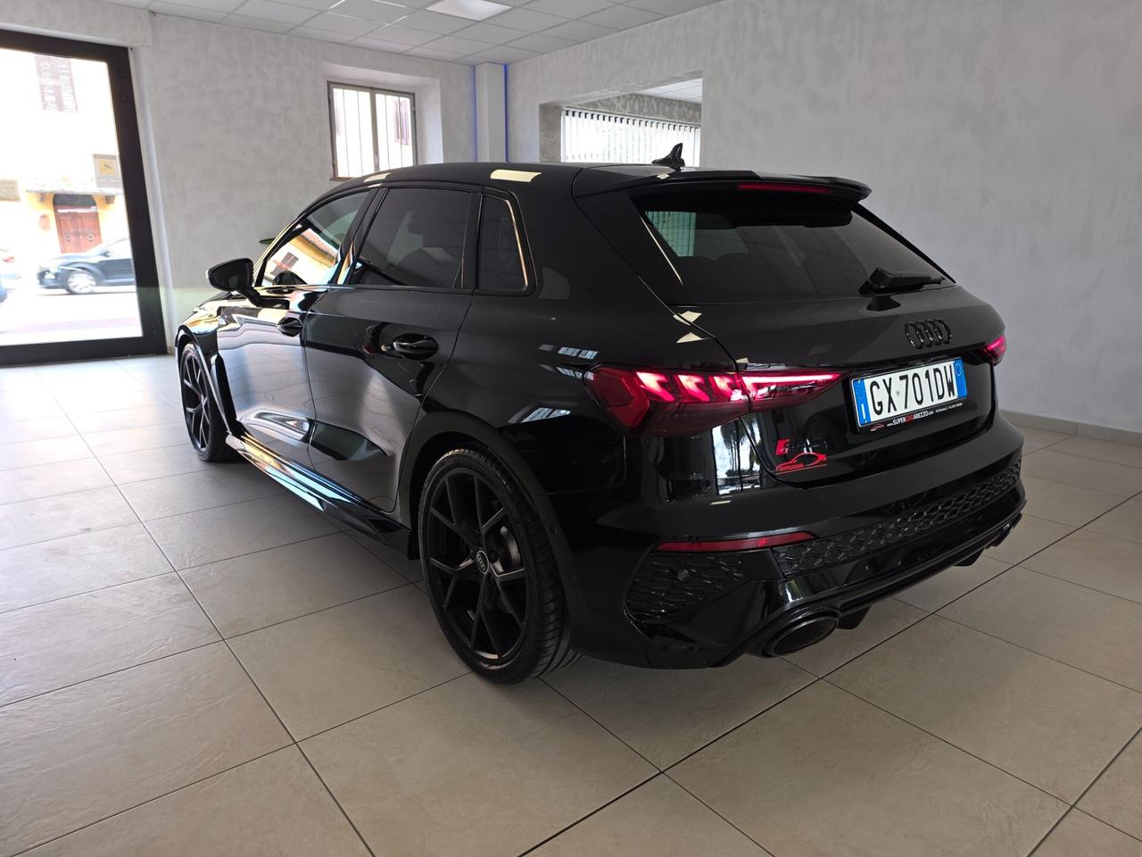 Audi A3 RS 3 Sedan TFSI quattro S tronic