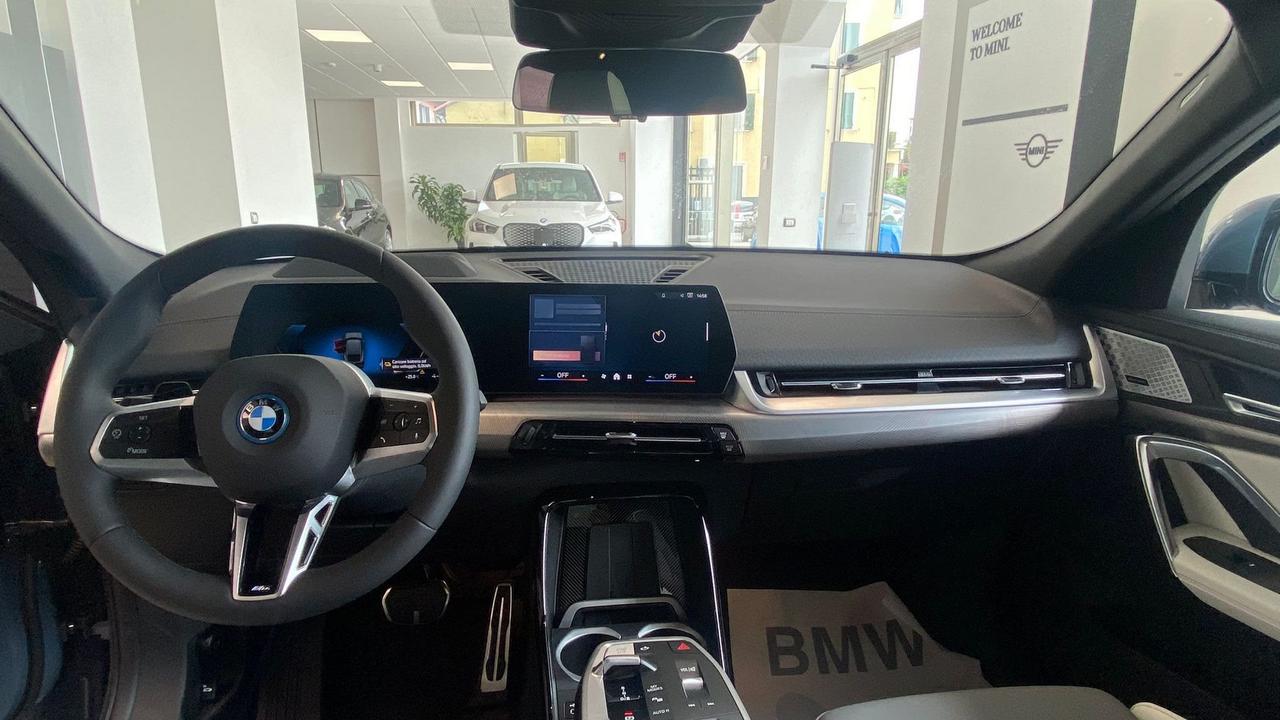 BMW BMW iX2 xDrive30