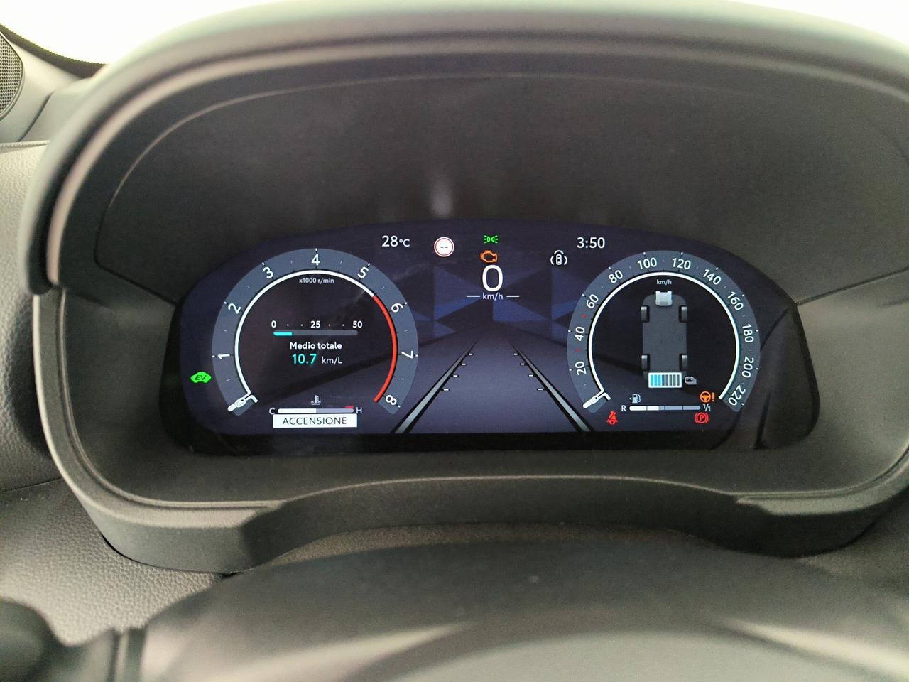Toyota Yaris 1.5h 130 gr sport