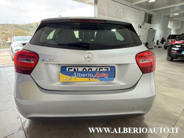 MERCEDES-BENZ A 160 d Automatic Business