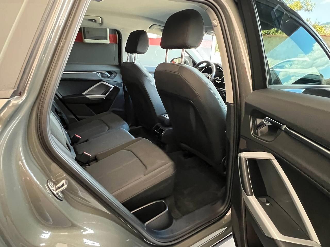 Audi Q3 35 TDI S tronic Business Advanced