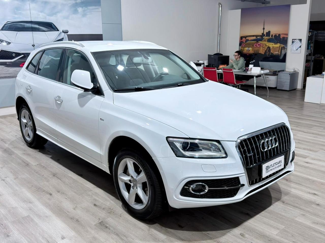 AUDI Q5 2.0TDI 190CV QUATTRO S-TRONIC S-LINE GANCIO