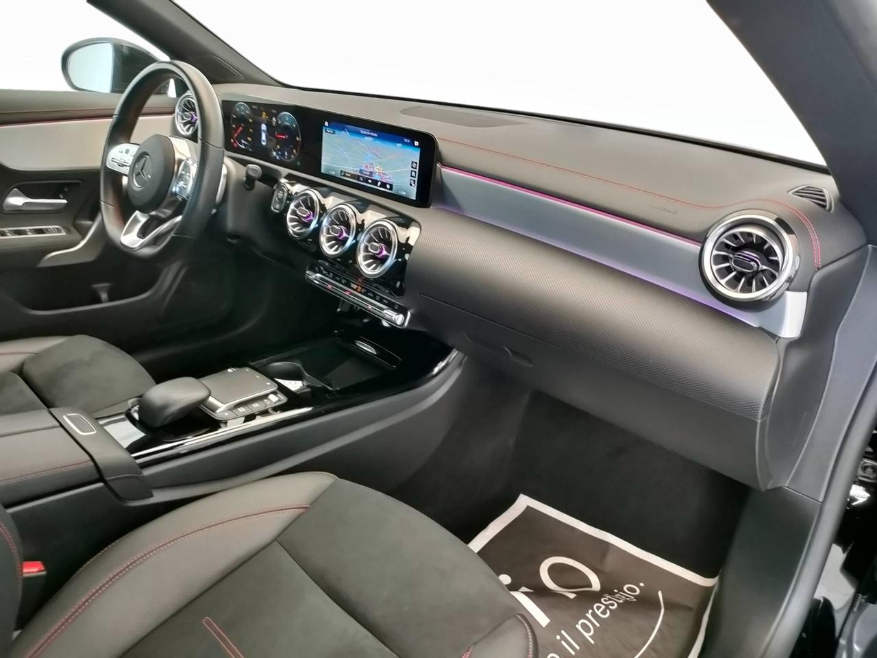 Mercedes-Benz CLA Coupe - C118 - CLA Coupe 200 d Premium auto