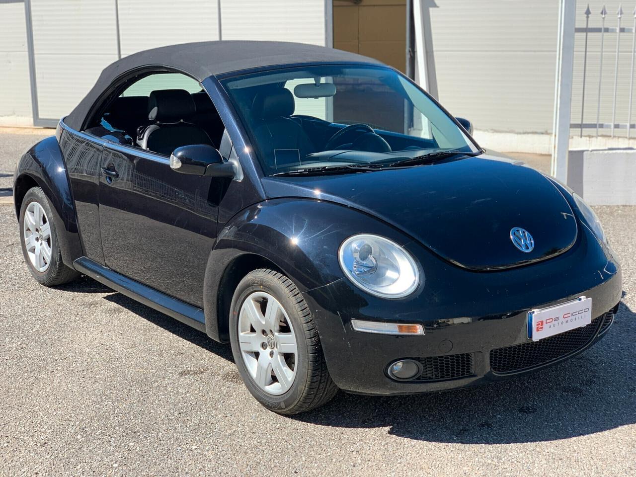 Volkswagen New Beetle 1.6 Cabrio