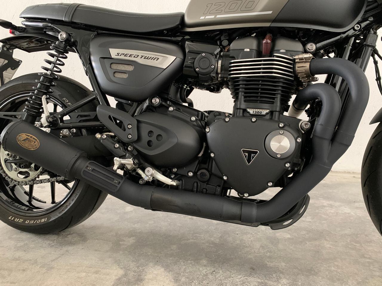 Triumph Speed Twin 1.2 Matt Ironstone Black Edition