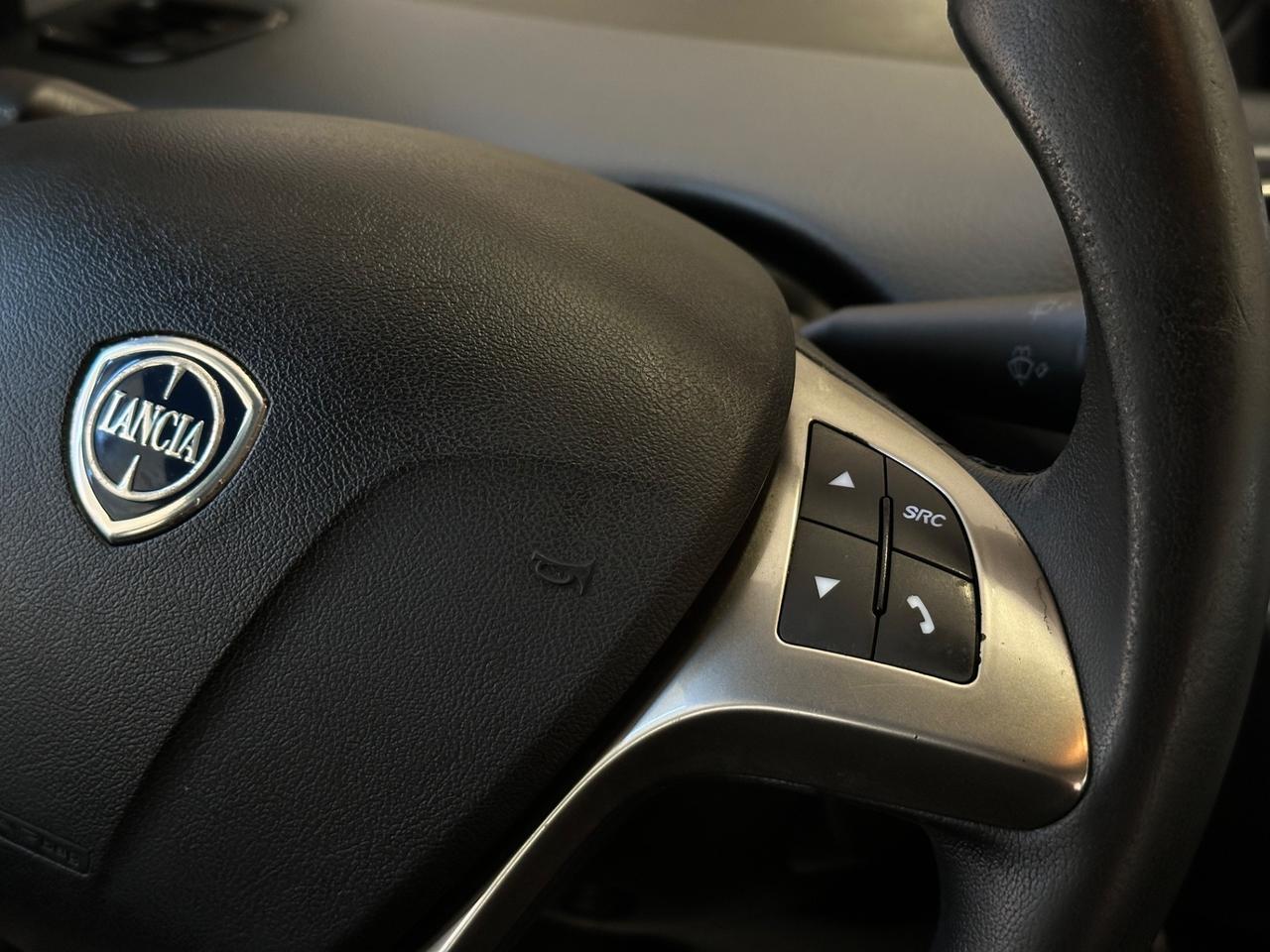 Lancia Ypsilon 1.2 69 CV 5 porte GPL Ecochic Platinum