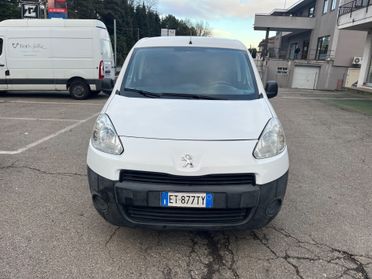 Peugeot Partner Autocarro/la portata:616KG/Euro5B con FAP/3Posti e 4Porte/