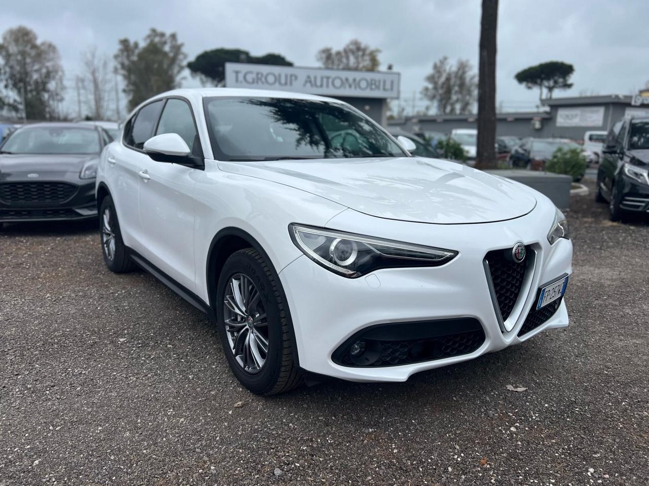 Alfa Romeo Stelvio 2.2 Turbodiesel 150CV AT8 RWD Super