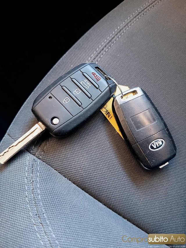 KIA Rio 1.1 CRDi 5p. Cool