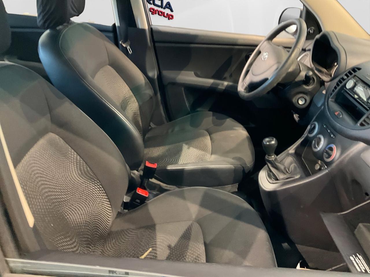 Hyundai i10 1.1 67 CV 35.000 KM ORIGINALI!!!