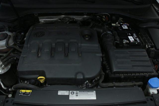 VOLKSWAGEN Passat Variant 2.0 TDI Comfortline BlueMotion Tech.