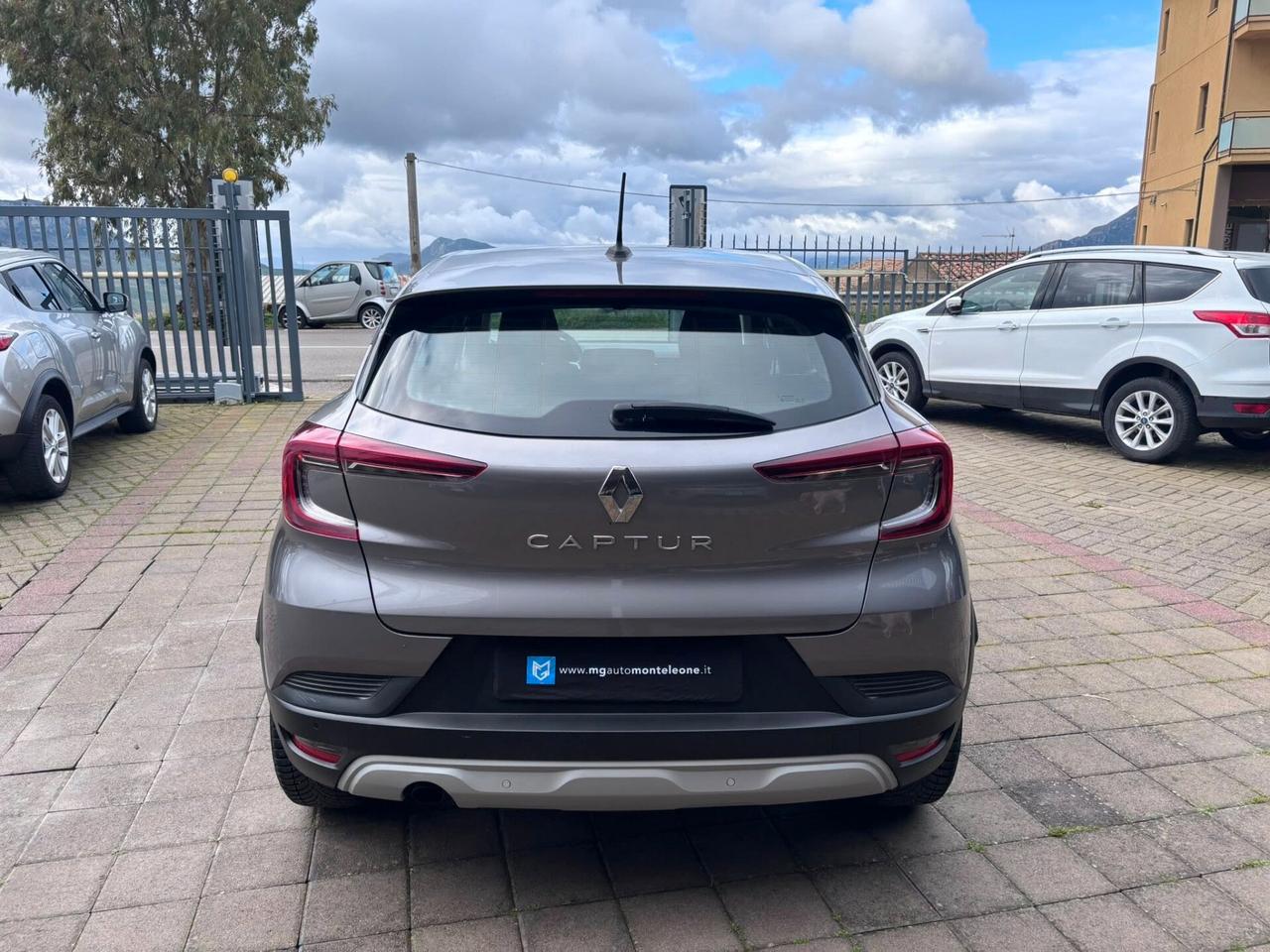 RENAULT CAPTUR