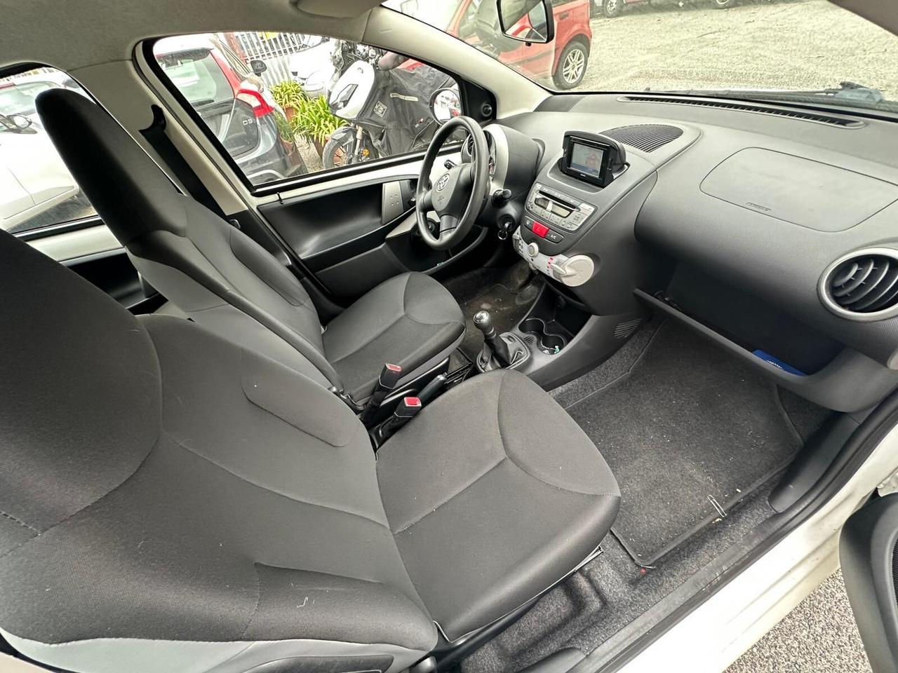 Toyota Aygo 1.0 benzina