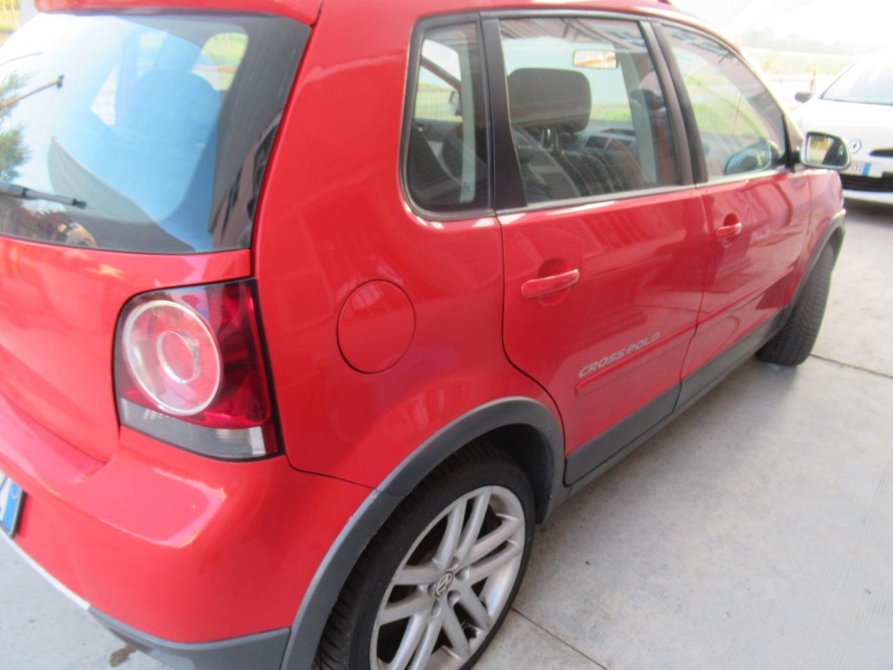 Volkswagen polo 1.2 CROSS Distribuzione Nuova