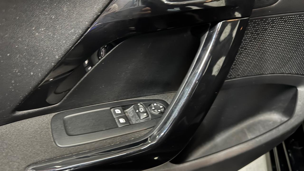 Peugeot 208 BlueHDi 75 5 porte Allure