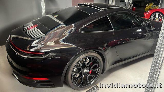 PORSCHE 992 911 Carrera 4S