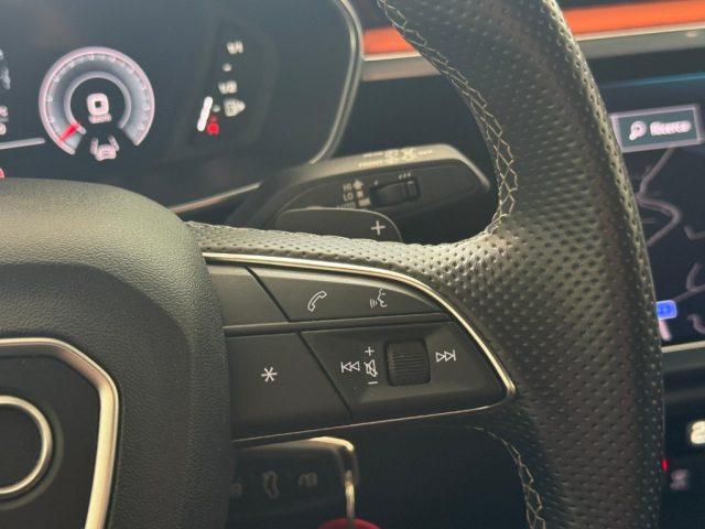 AUDI Q3 35 TDI S line edition