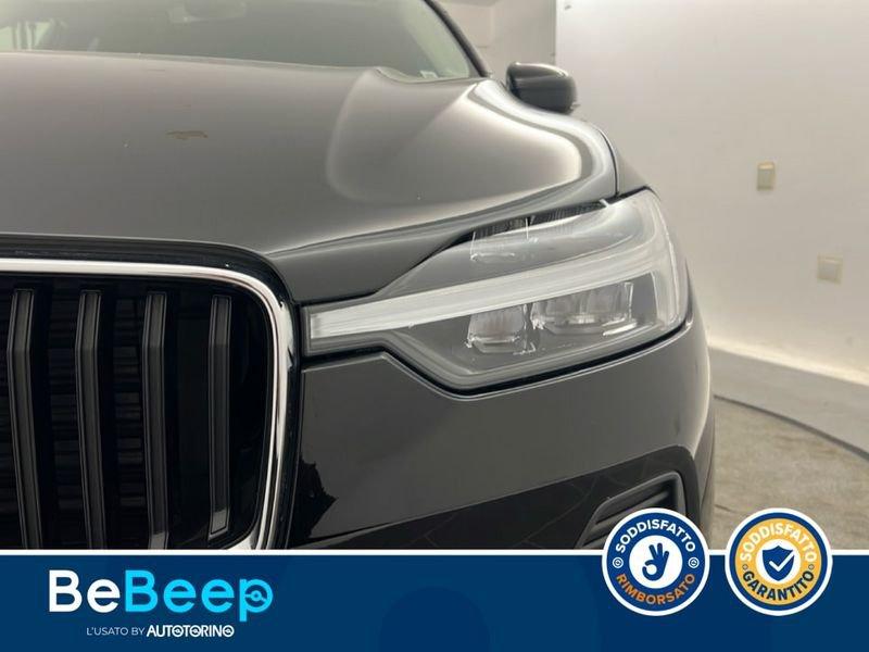 Volvo XC60 2.0 B4 MOMENTUM AWD AUTO