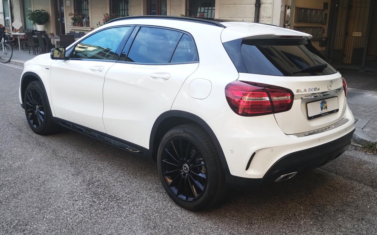 Mercedes-benz GLA 200 d Automatic Night Editin AMG Line