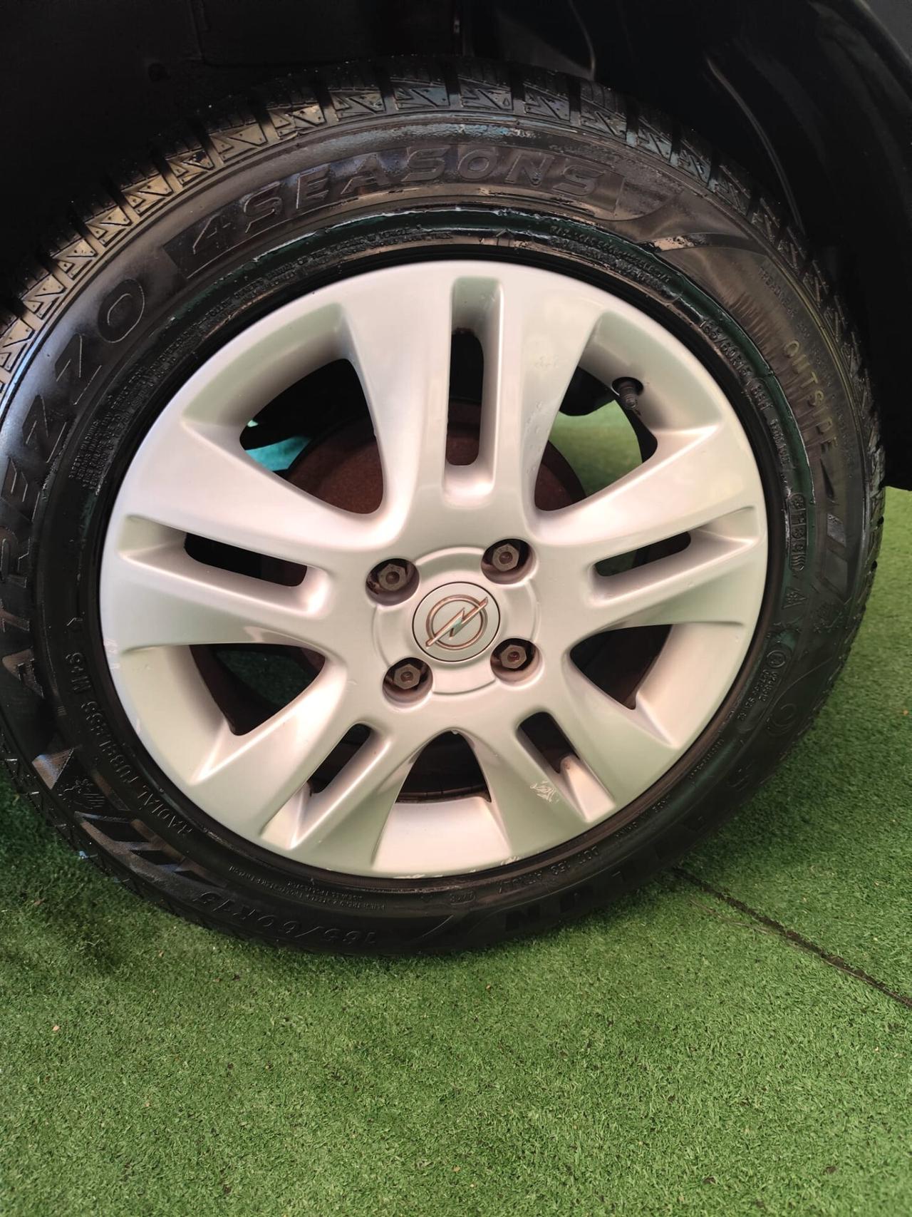 Opel Agila 1.0 12V 68CV Enjoy