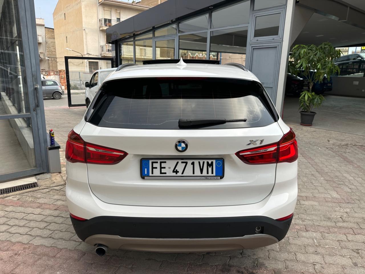 Bmw X1 sDrive18d Advantage Automatico Tetto 2016
