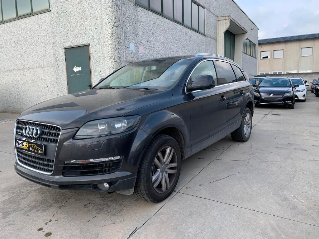 Audi Q7 3.0 V6 tdi quattro 240cv tiptronic