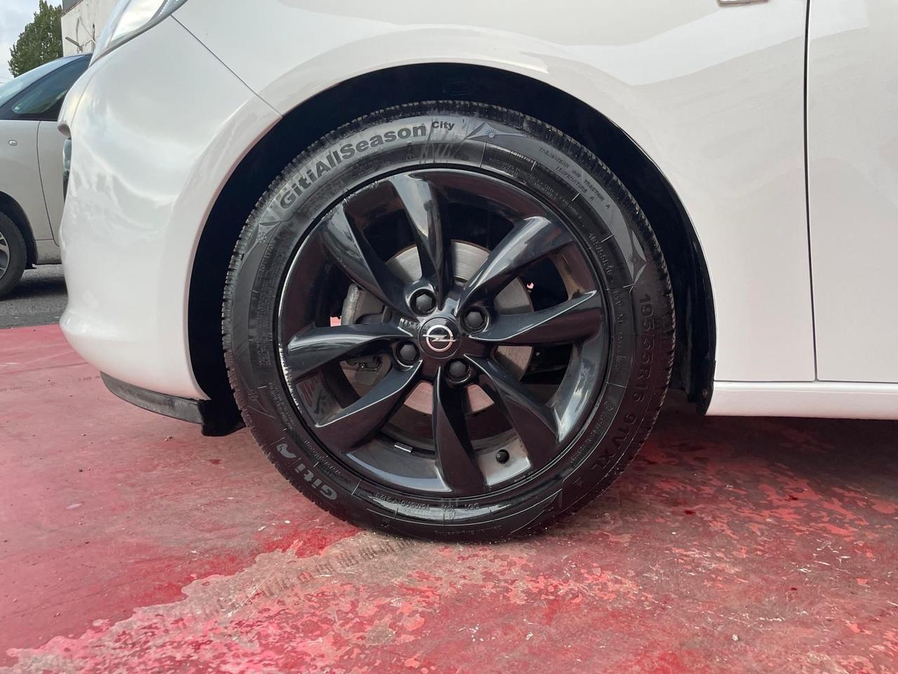 Opel Adam 1.4 87 CV GPL Tech Glam