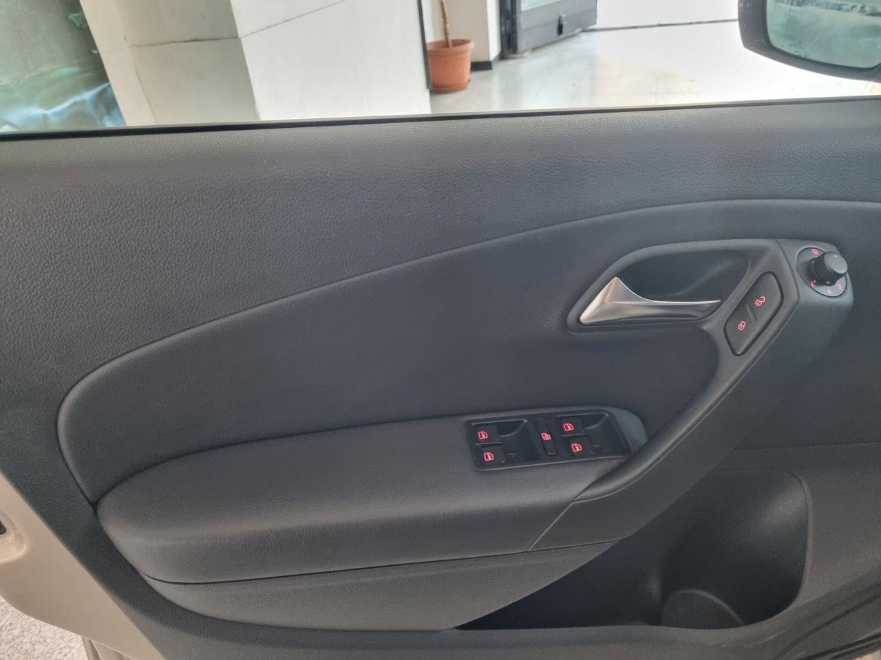 Volkswagen Polo Cross 1.2 TDI DPF PELLE, BI-XENON, NAVI, TELEFONO