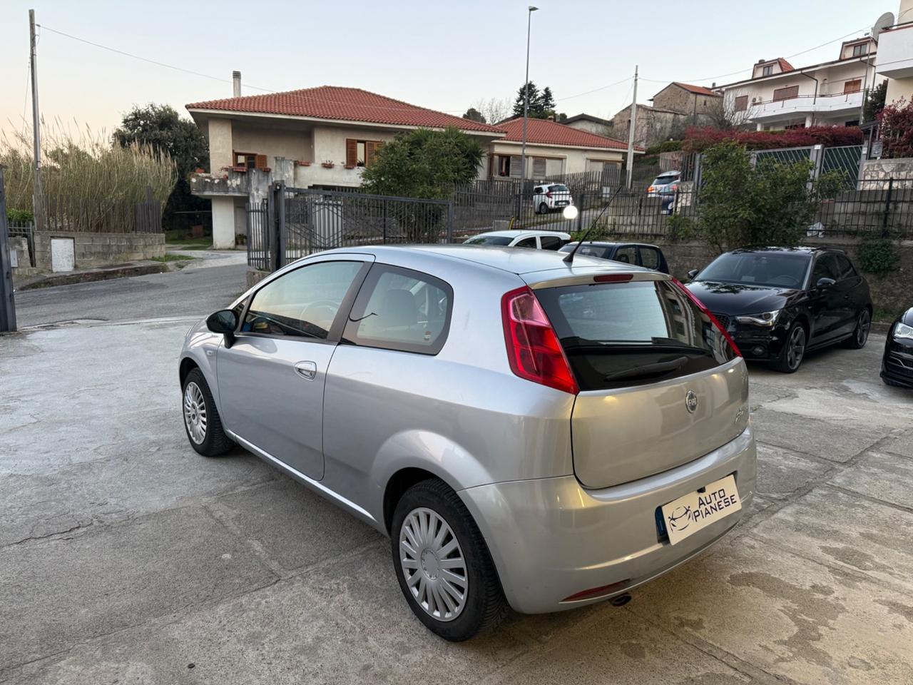 Fiat Grande Punto 3p. 1.4 Dynamic 77Cv Gpl