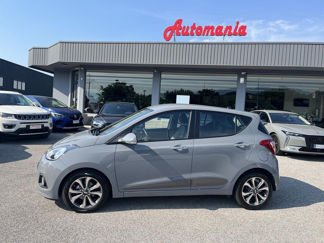 hyundai i 10 1200 cc STYLE