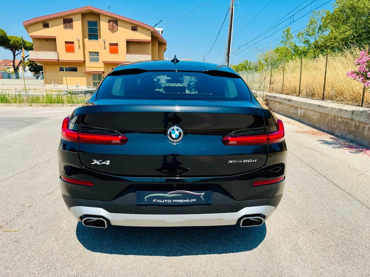 BMW X4 xDrive20d 2023 LED/RetroCam/CarPlay