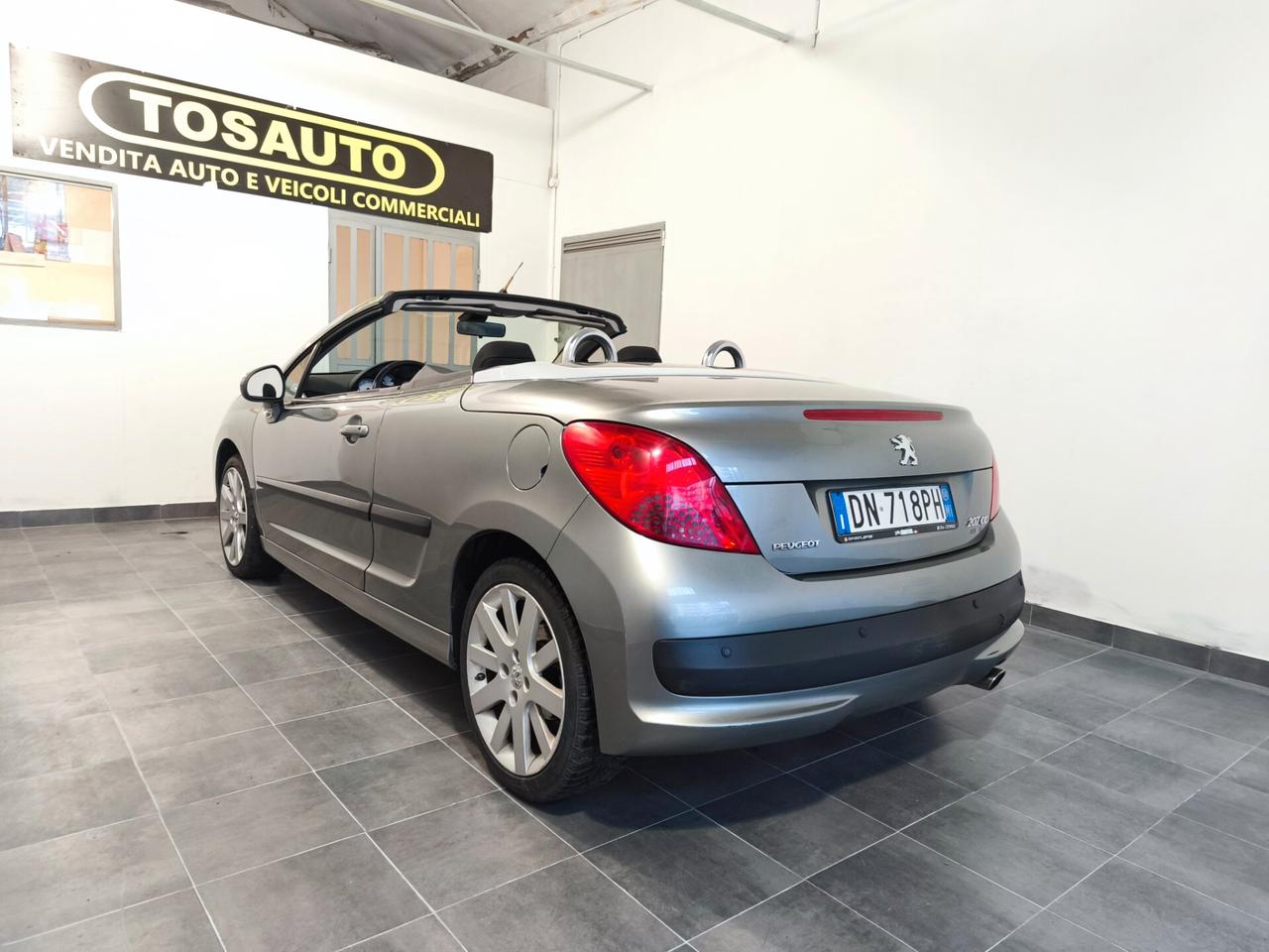 Peugeot 207 1.6 VTi 120CV CC aut. Féline