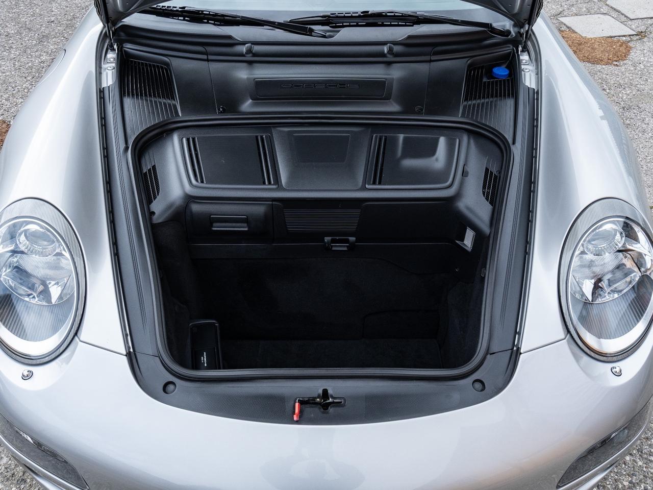 Porsche 911 Carrera 4S Coupé