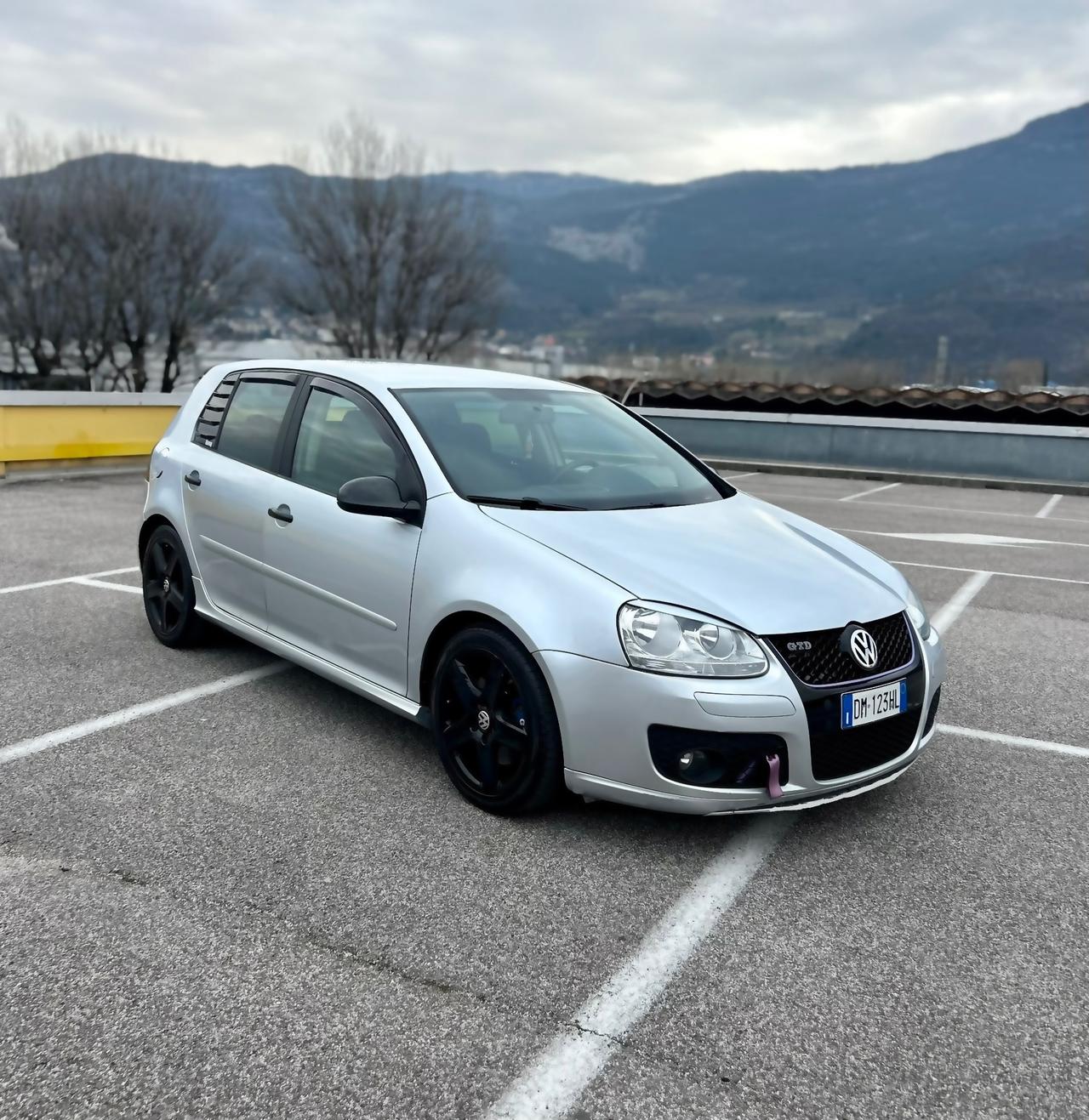 Volkswagen Golf 2.0 TDI 170CV 5p GTD 146.000km