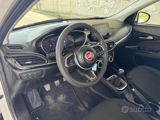 FIAT TIPO 1.6 MjT 130CV 5P BERLINA 2021 COCKPIT