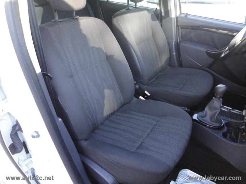 DACIA Duster 1.5 dCi 110 CV 4x4 Lauréate