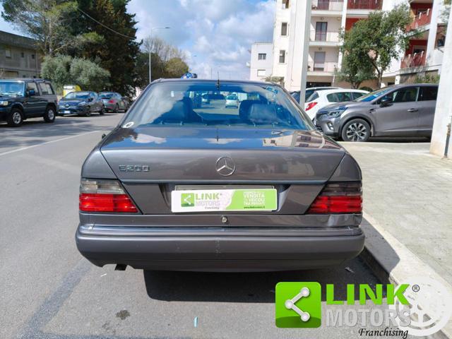 MERCEDES-BENZ E 200 cat Coupé