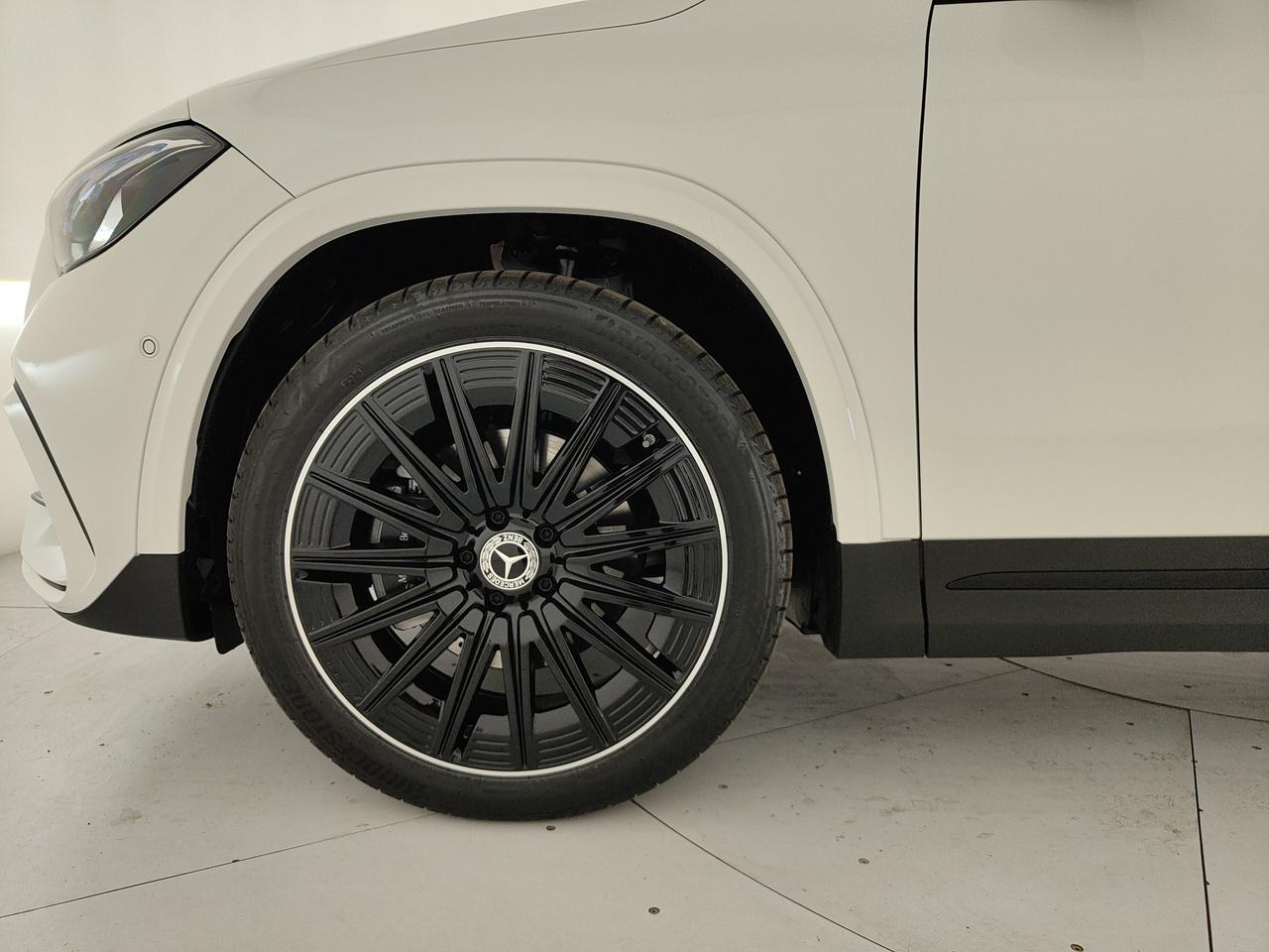 Mercedes-Benz GLA 180