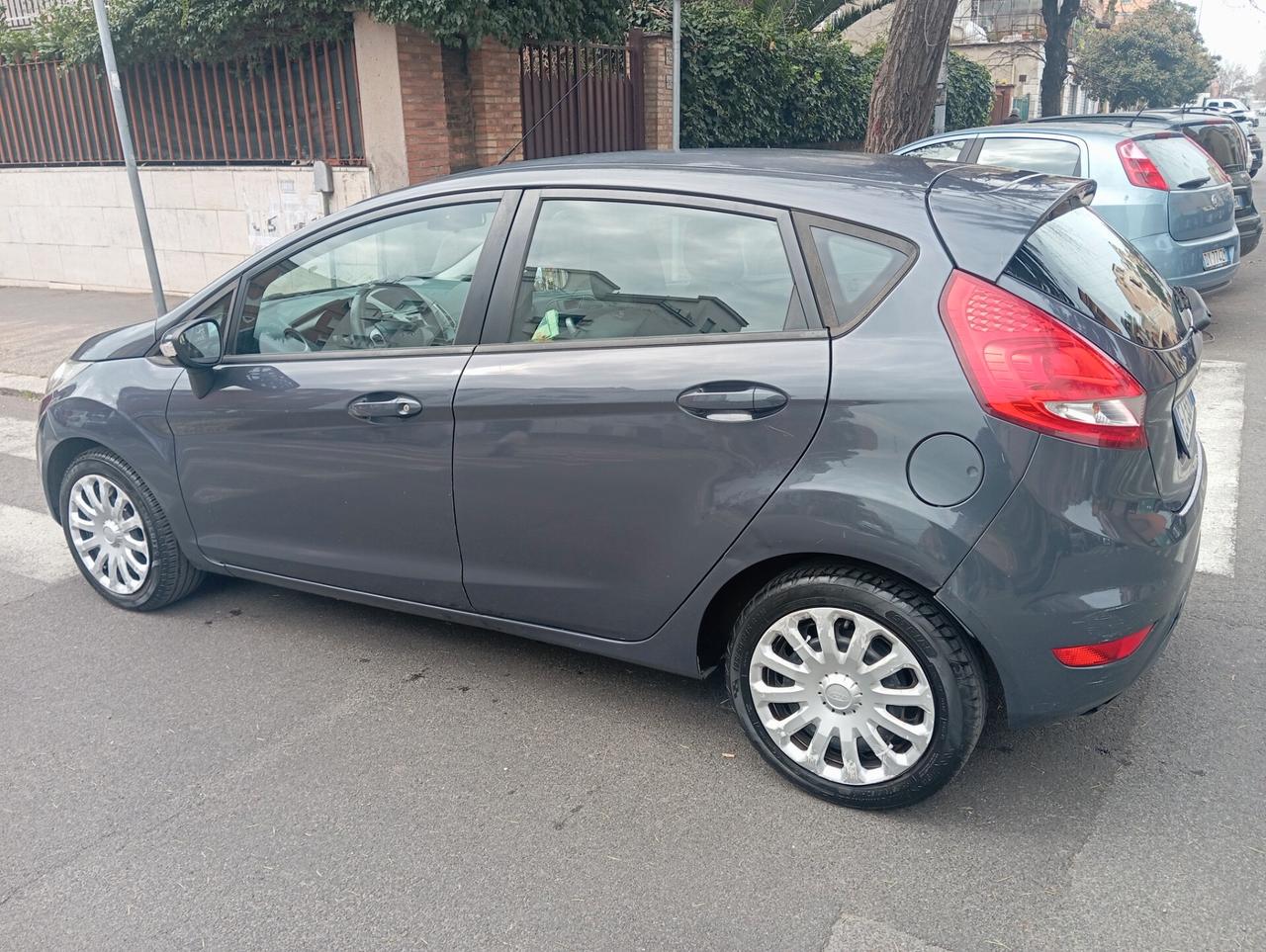 Ford Fiesta 1.2 GPL Titanium E5 offerta del mese