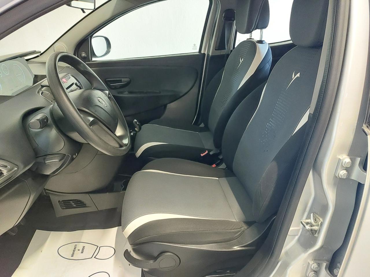 LANCIA Ypsilon 3ª serie Ypsilon 1.2 69 CV 5 po...