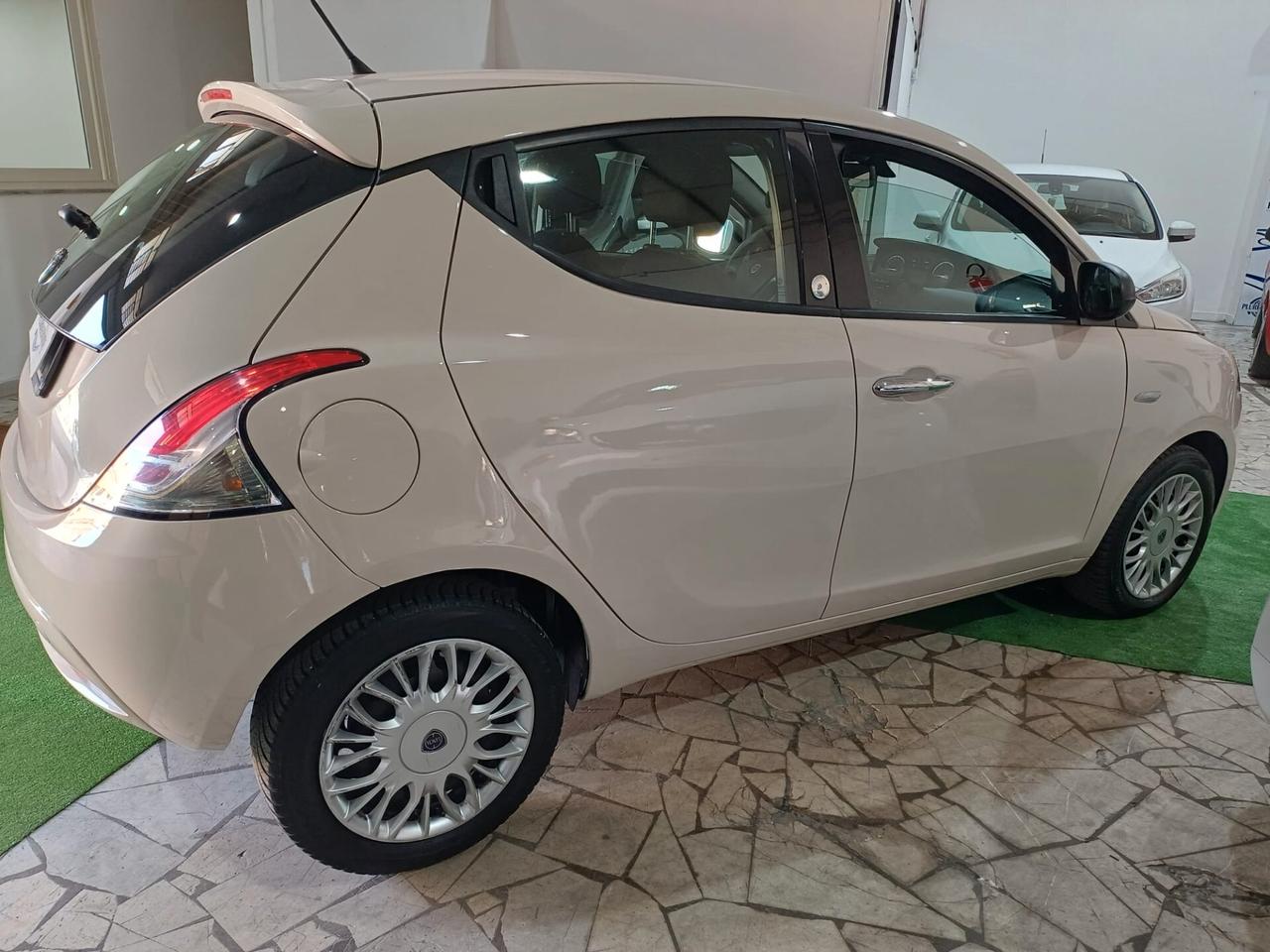 Lancia Ypsilon GPL DI SERIE - 2018
