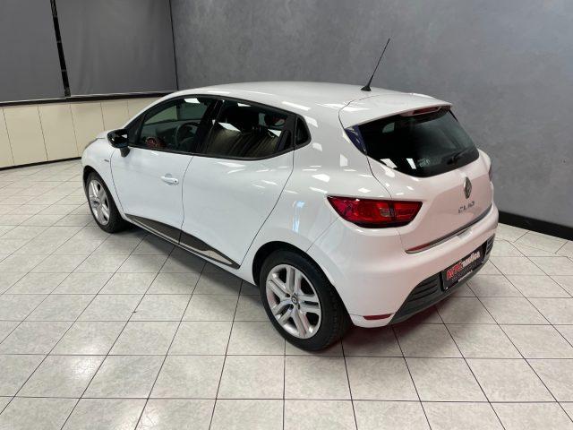 RENAULT Clio 1.2 75CV 5 porte Limited-IDEALE PER NEOPATENTATI