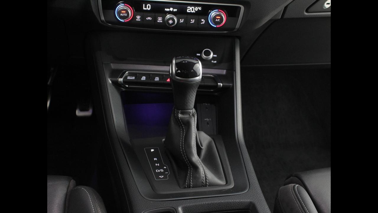 AUDI Q3 I 2019 Sportback - Q3 Sportback 35 2.0 tdi quattro s-tronic