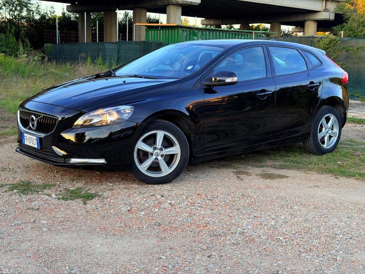 Volvo V40 D2 Inscripción 2.0 120cv 2018 MOTORE NUOVO