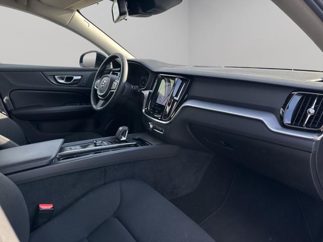VOLVO V60 B4 (d) Geartronic Momentum Business