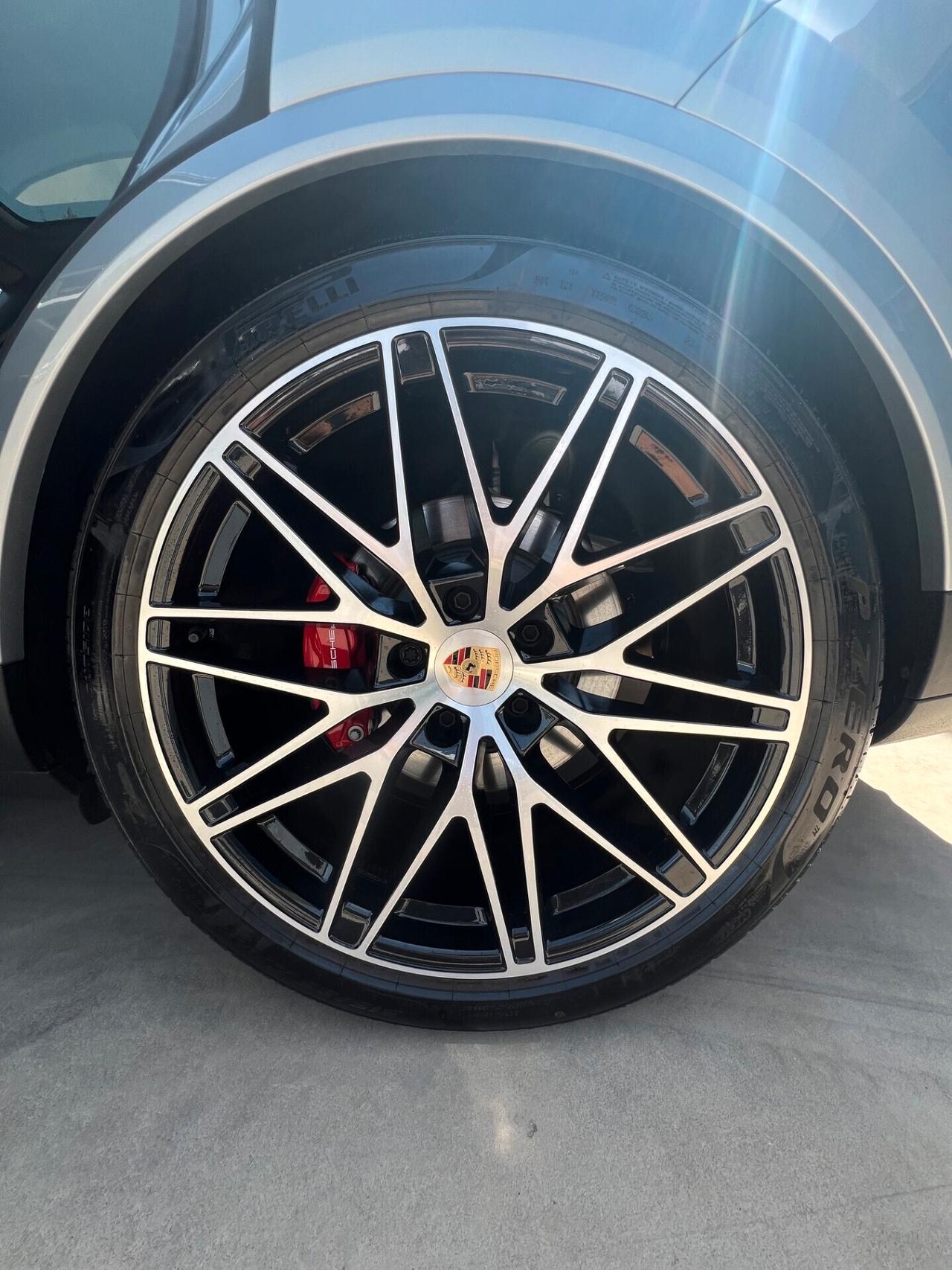 Porsche Cayenne S Coupé 4.0 475CV V8 - possibilità noleggio no scoring