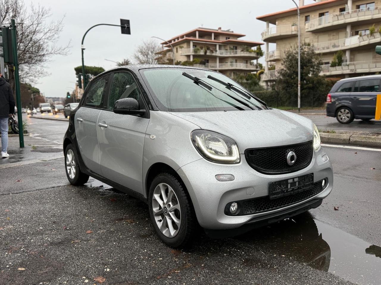 Smart Four Four 1.0 71cv Clima cambio Manuale PDC