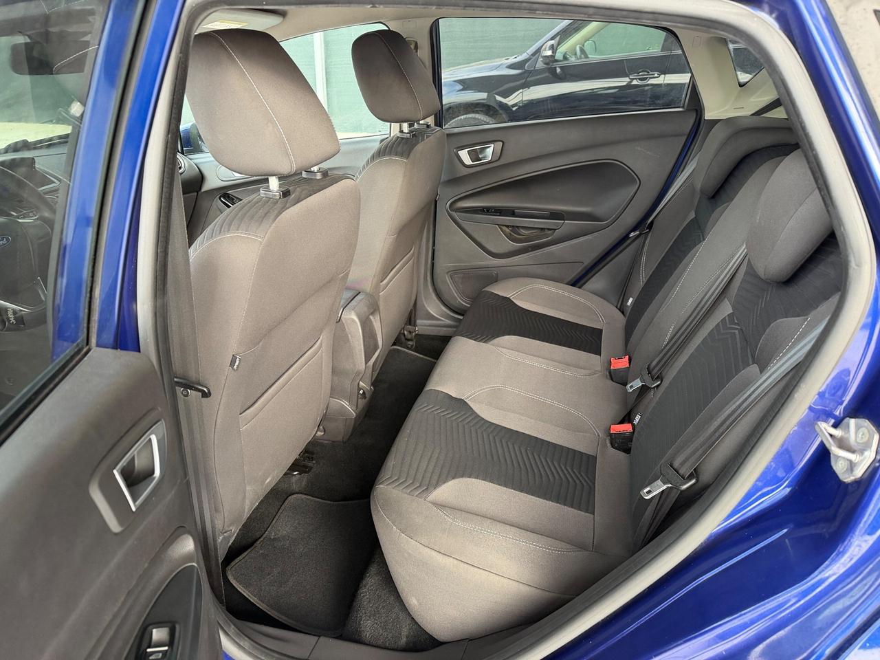 Ford Fiesta 1.2 60CV 5 porte Titanium